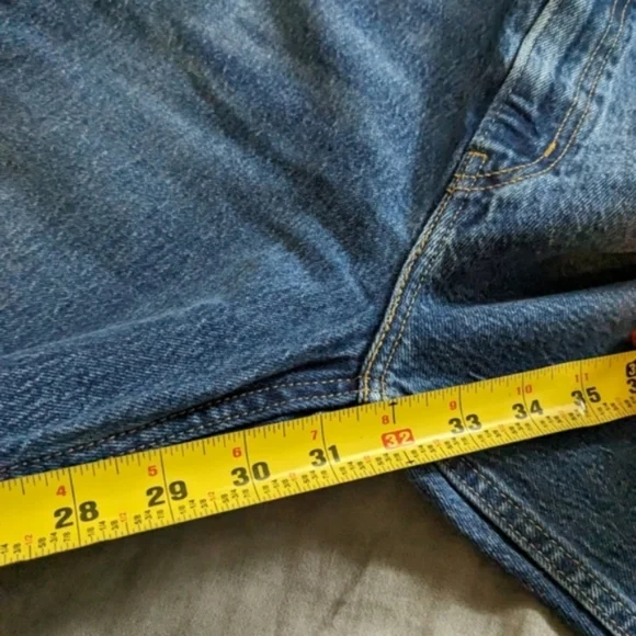 Levi's 70s High Rise Flare Jeans - Picture 12 of 12